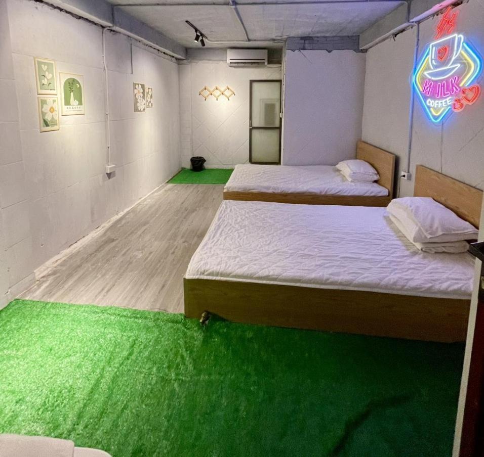 Ubuntu Hostel And Tour - 139 Hang Bac 河内 外观 照片